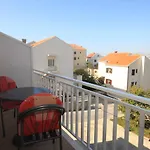 With A Parking Space Cavtat, Dubrovnik - 8576 Apartmán